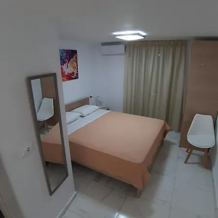 FANERO Guesthouse Keri Extérieur photo