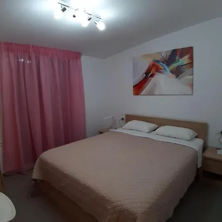 FANERO Guesthouse Keri Extérieur photo