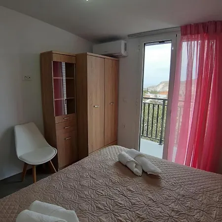 FANERO Guesthouse Keri Extérieur photo