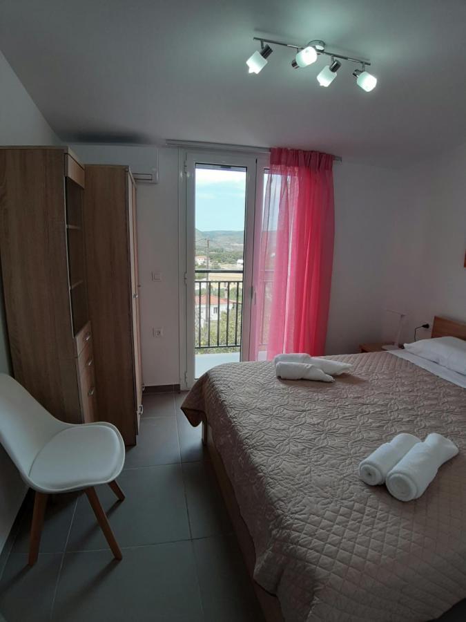 Fanero Apartment Keri